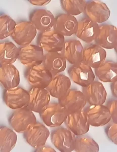 Korálky broušené 4mm  světle růžový alabastr 40 ks