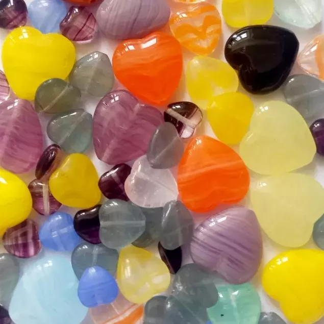 Mix českých skleněných korálků SRDCE 50 g