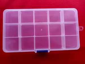 Plastový organizér na korálky 15 přihrádek