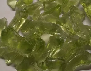 Skleněná drť - sv. zelená 1 kg