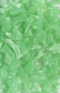 Skleněná drť - sv. zelený opál (fosforový) 1 kg