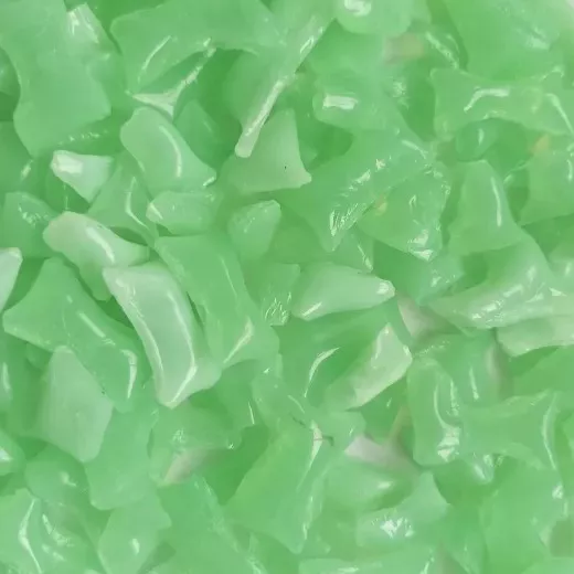 Skleněná drť - sv. zelený opál (fosforový) 1 kg