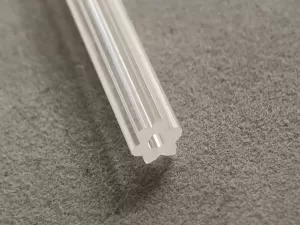 Sekané tyčinky krystal cca 30x4 mm