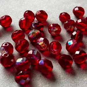 Korálky broušené 8mm rubín s pokovem AB