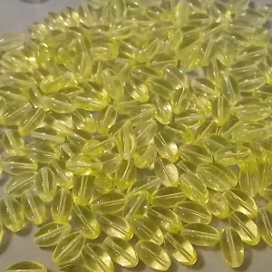 Korálky válečky transparent z uranového skla Korálky válečky transparent z uranového skla