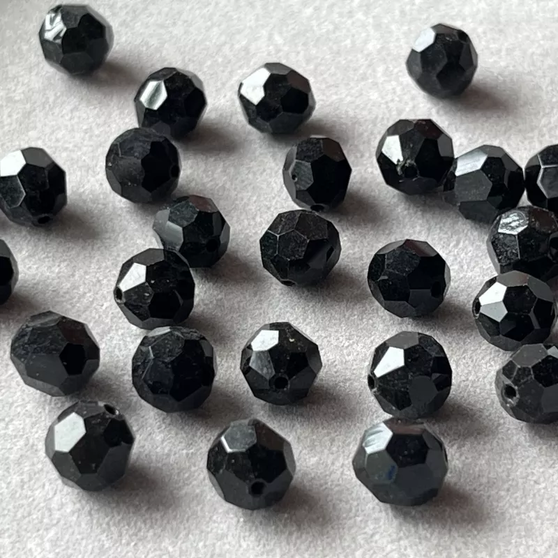 Mix - Preciosa MC perle kulatá 7-9 mm Jet 28 ks I.+II.jakost