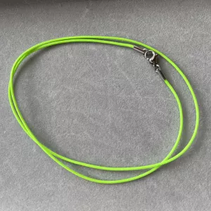 Náhrdelníková šňůrka zelená s nerezovým zapínáním - délka 50 cm - balení 10 ks Náhrdelníková šňůrka zelená s nerezovým zapínáním - délka 50 cm - balení 10 ks