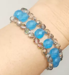 Náramek z broušených českých skleněných korálků aqua mat/krystal s pokovem