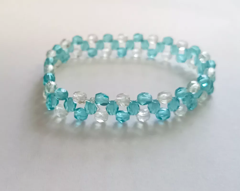 Náramek z broušených českých skleněných korálků krystal/aqua