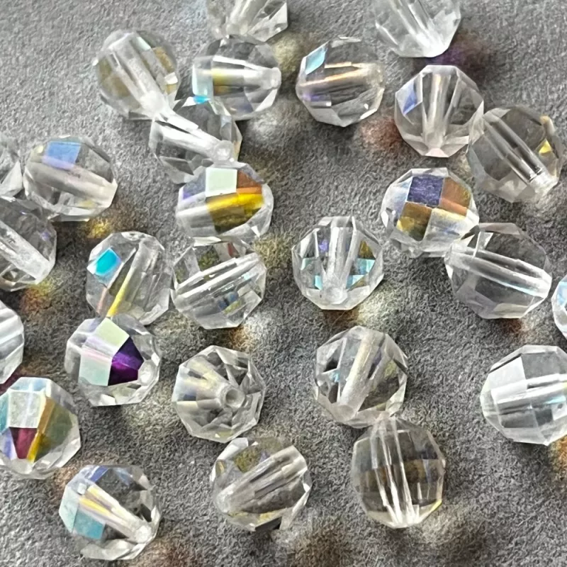 Preciosa MC perle kulatá 8 mm Crystal AB 28 ks