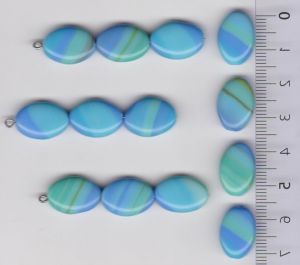 Korálky šváb 16x11x5 mm. Přetah modrozelená lesk 1KG cca 700 ks. I+IIj. Firma Petr Machačka - výroba skleněné korálky