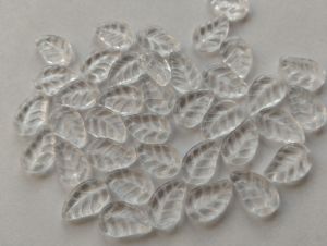 Korálky lístečky 9 mm - krystal